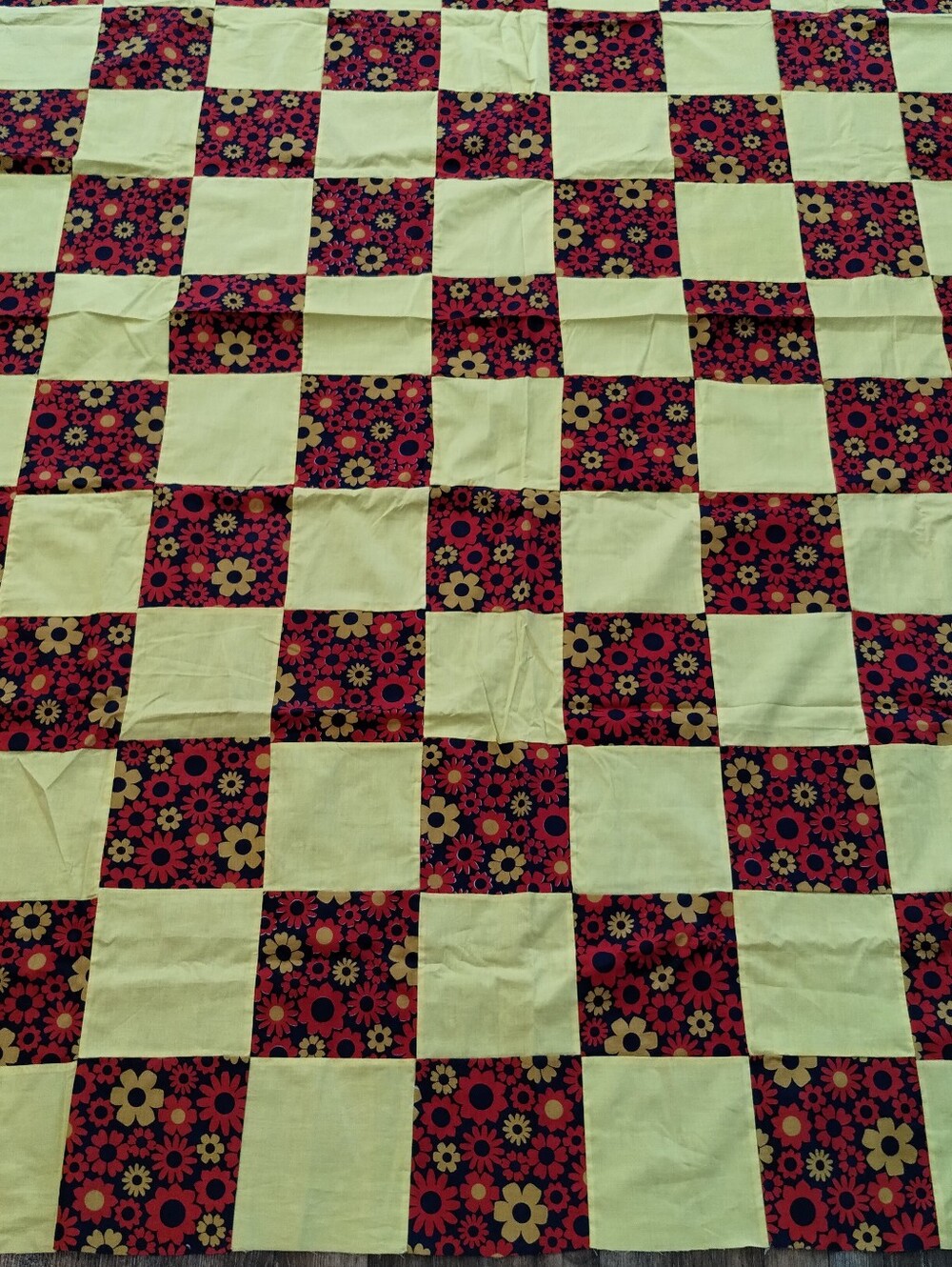 Beautiful Homemade Checkerboard Floral Patchwork Quilt Top 68x82 Twin NEW